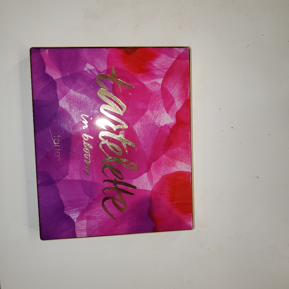 Torte In Bloom Eyeshadow Palette